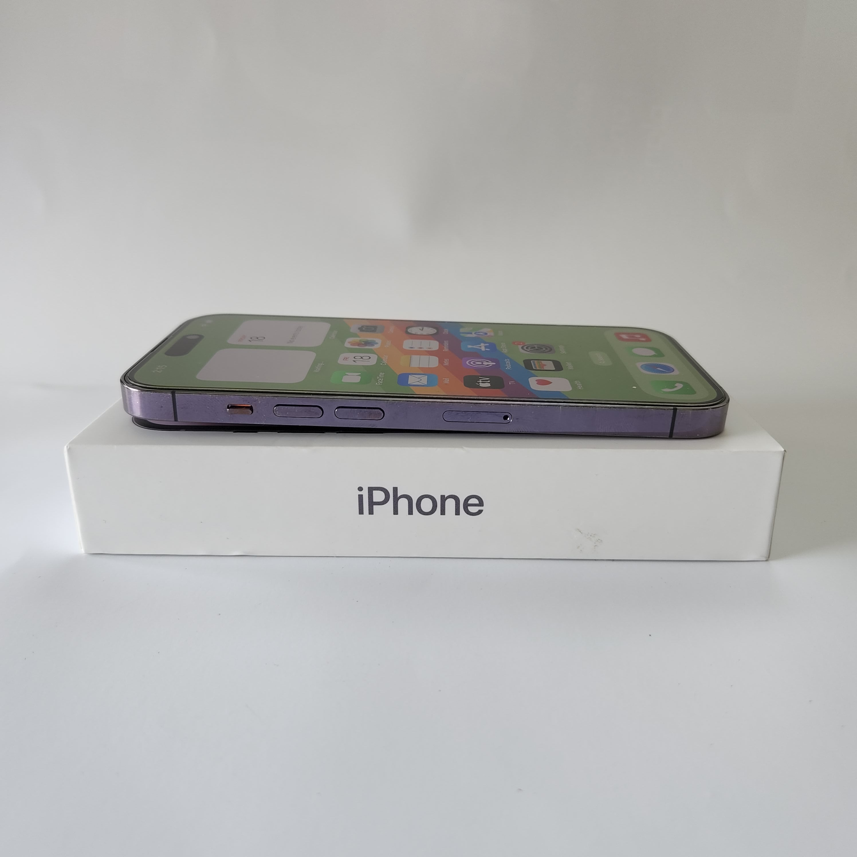 Apple iPhone 14 Pro 256GB 5G Purple in Apple Box (As New)