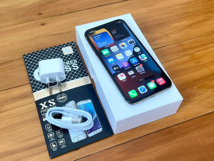 Apple iPhone 11 Pro 64GB White - New Battery, Case, Screen Protector & Shipping (As New)