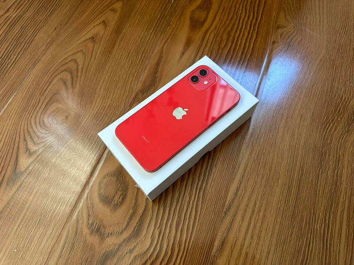 Apple iPhone 12 128GB Red - New Case, Screen Protector & Shipping (As New)