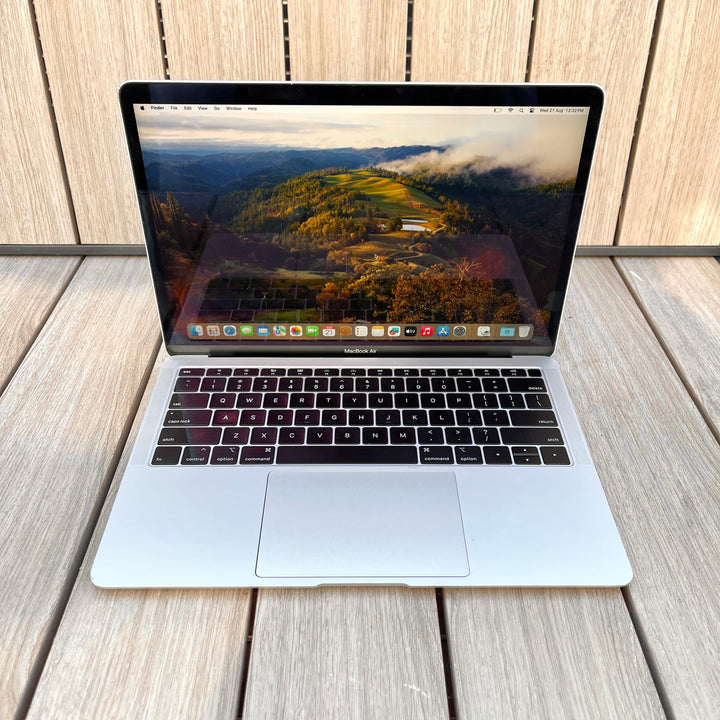 MacBook Air (Retina, 13-inch, 2018) Intel i5, 8GB RAM, 128GB A1932 Space Grey (Exc)