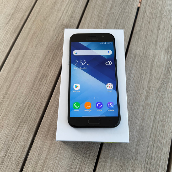 Samsung Galaxy A5 32GB Black (As New) NZ Model