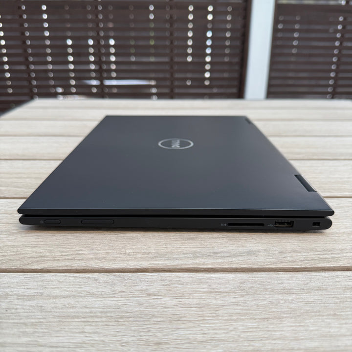 Dell Latitude 3390 2-in-1 Black 13.3inch Intel i5 256/16GB - As New Condition